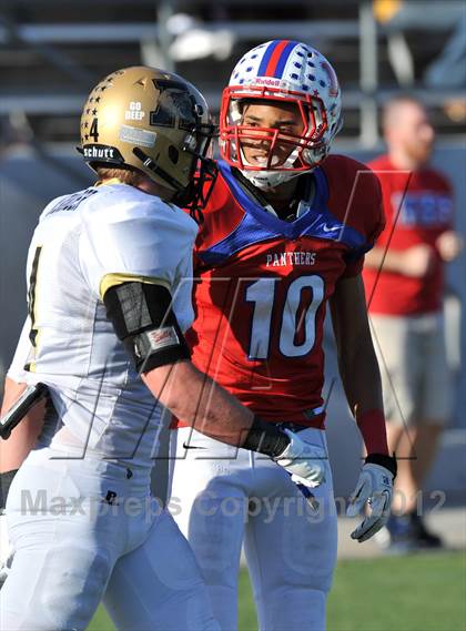 Thumbnail 3 in Abilene vs. Midway (UIL 5A Division 2 Regional Playoff) photogallery.