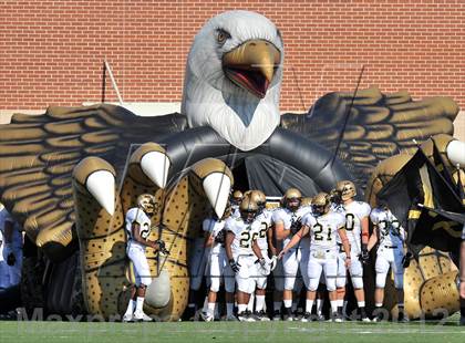 Thumbnail 2 in Abilene vs. Midway (UIL 5A Division 2 Regional Playoff) photogallery.