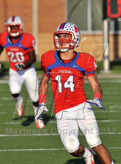 Thumbnail 2 in Abilene vs. Midway (UIL 5A Division 2 Regional Playoff) photogallery.