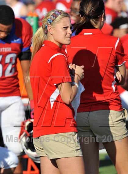 Thumbnail 3 in Abilene vs. Midway (UIL 5A Division 2 Regional Playoff) photogallery.