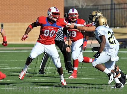 Thumbnail 3 in Abilene vs. Midway (UIL 5A Division 2 Regional Playoff) photogallery.