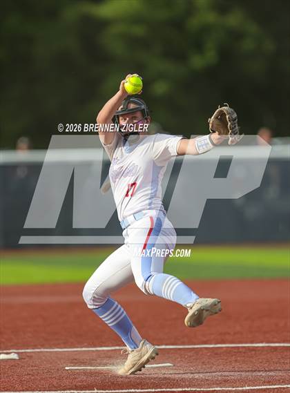 Thumbnail 3 in West Monroe vs. Benton photogallery.