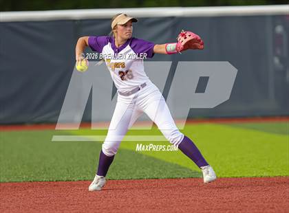 Thumbnail 2 in West Monroe vs. Benton photogallery.