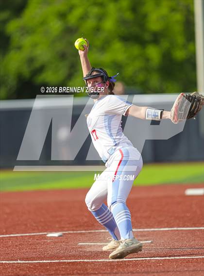 Thumbnail 2 in West Monroe vs. Benton photogallery.