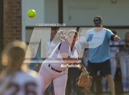 Thumbnail 3 in West Monroe vs. Benton photogallery.