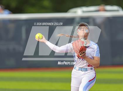 Thumbnail 1 in West Monroe vs. Benton photogallery.