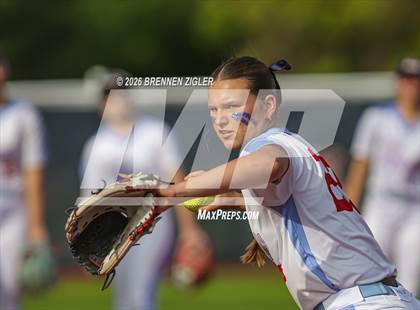 Thumbnail 2 in West Monroe vs. Benton photogallery.