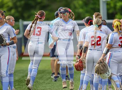Thumbnail 2 in West Monroe vs. Benton photogallery.