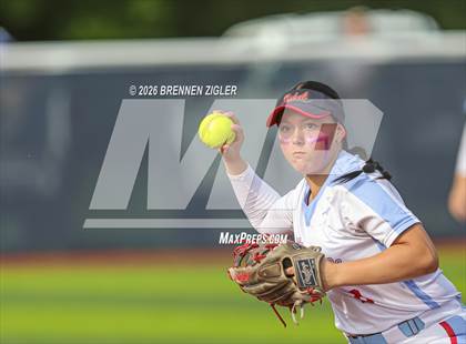 Thumbnail 2 in West Monroe vs. Benton photogallery.