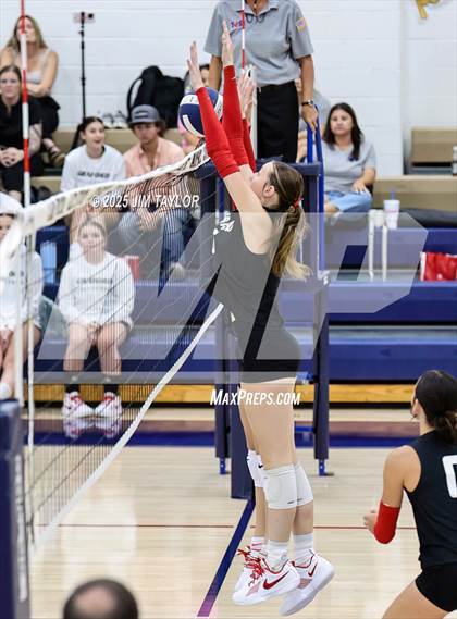 Thumbnail 2 in Saint Jo vs. Graford photogallery.