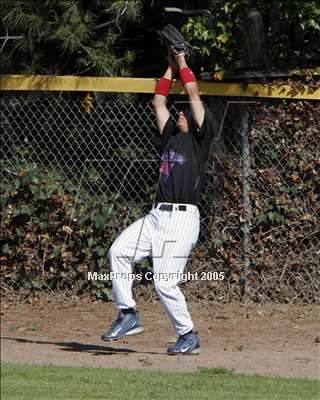 Thumbnail 1 in San Leandro @ De La Salle (Sec. Playoff) photogallery.