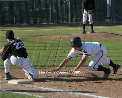 Thumbnail 3 in San Leandro @ De La Salle (Sec. Playoff) photogallery.