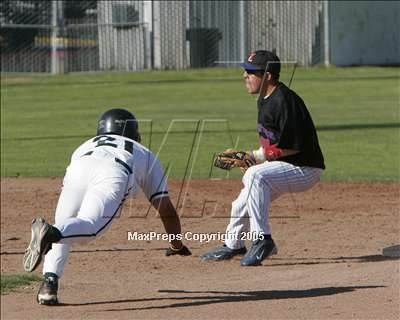 Thumbnail 1 in San Leandro @ De La Salle (Sec. Playoff) photogallery.