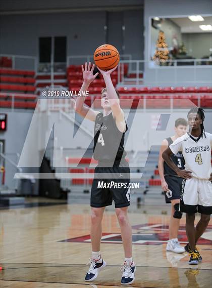 Thumbnail 2 in Midwest City vs Minco photogallery.