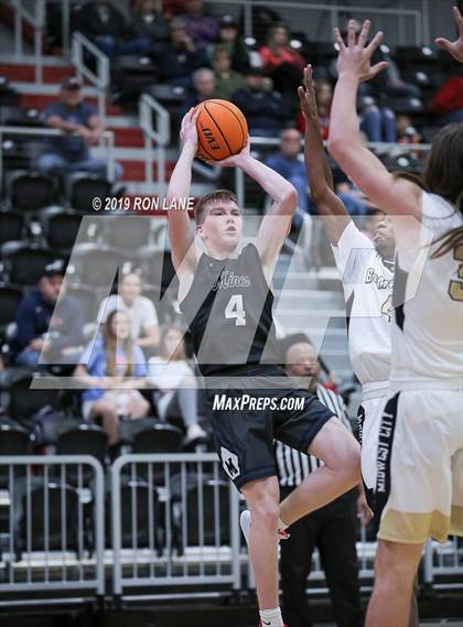Thumbnail 1 in Midwest City vs Minco photogallery.