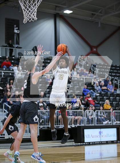 Thumbnail 2 in Midwest City vs Minco photogallery.