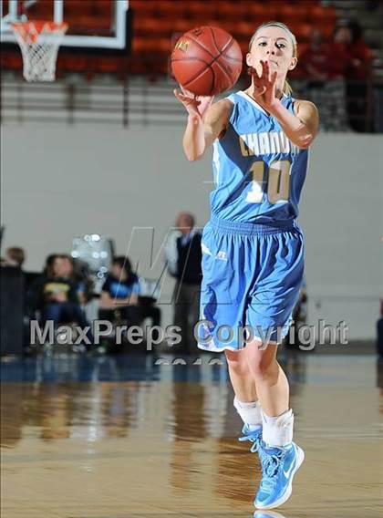 Thumbnail 3 in Holton vs. Chanute (KSHSAA 4A 1st Round) photogallery.