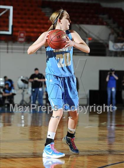 Thumbnail 1 in Holton vs. Chanute (KSHSAA 4A 1st Round) photogallery.