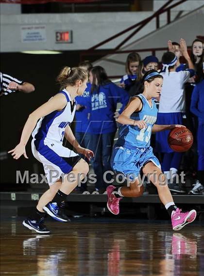 Thumbnail 1 in Holton vs. Chanute (KSHSAA 4A 1st Round) photogallery.