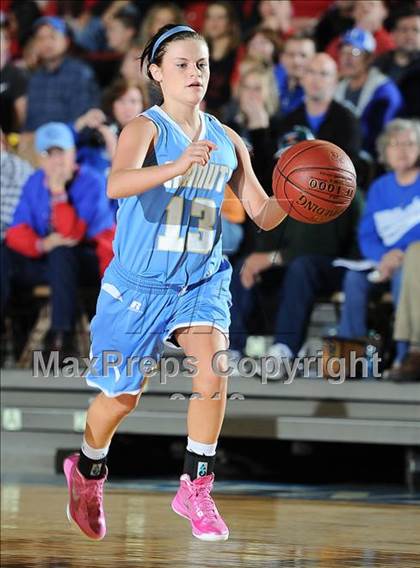Thumbnail 2 in Holton vs. Chanute (KSHSAA 4A 1st Round) photogallery.