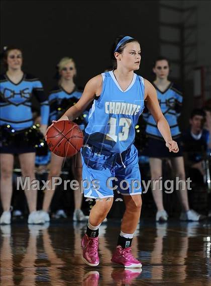Thumbnail 2 in Holton vs. Chanute (KSHSAA 4A 1st Round) photogallery.