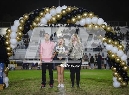 Thumbnail 1 in Downey @ Enochs photogallery.