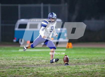 Thumbnail 2 in Downey @ Enochs photogallery.