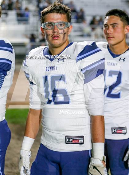 Thumbnail 2 in Downey @ Enochs photogallery.