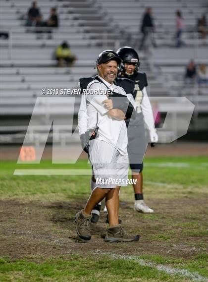 Thumbnail 1 in Downey @ Enochs photogallery.