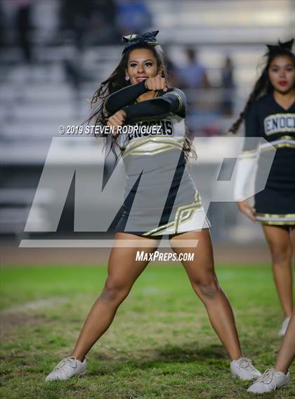 Thumbnail 1 in Downey @ Enochs photogallery.