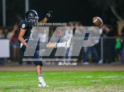 Thumbnail 1 in Downey @ Enochs photogallery.