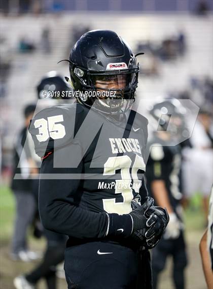 Thumbnail 2 in Downey @ Enochs photogallery.