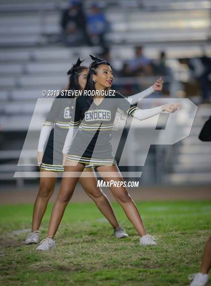 Thumbnail 3 in Downey @ Enochs photogallery.