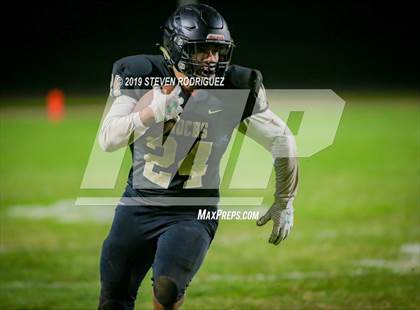 Thumbnail 3 in Downey @ Enochs photogallery.