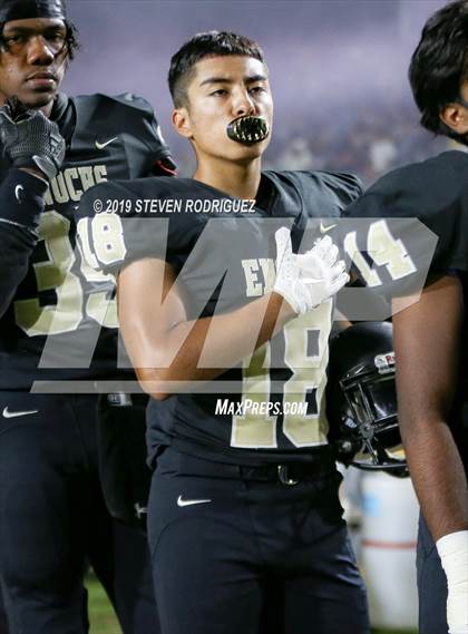Thumbnail 2 in Downey @ Enochs photogallery.