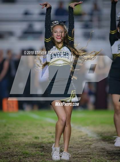 Thumbnail 2 in Downey @ Enochs photogallery.