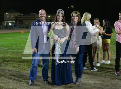 Thumbnail 2 in Downey @ Enochs photogallery.