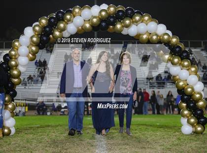 Thumbnail 2 in Downey @ Enochs photogallery.