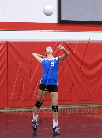 Thumbnail 2 in Faith Christian @ Sacramento Country Day photogallery.