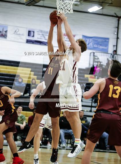 Thumbnail 1 in Simi Valley vs La Canada (5th Annual West Valley Tip-Off Classic) photogallery.