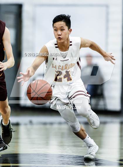 Thumbnail 1 in Simi Valley vs La Canada (5th Annual West Valley Tip-Off Classic) photogallery.