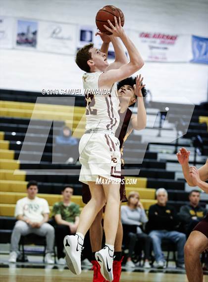 Thumbnail 1 in Simi Valley vs La Canada (5th Annual West Valley Tip-Off Classic) photogallery.