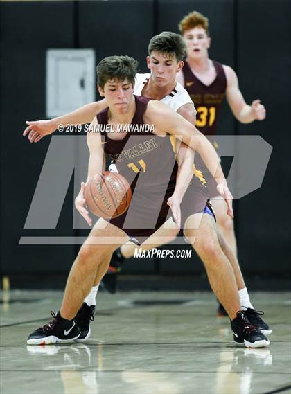 Thumbnail 2 in Simi Valley vs La Canada (5th Annual West Valley Tip-Off Classic) photogallery.