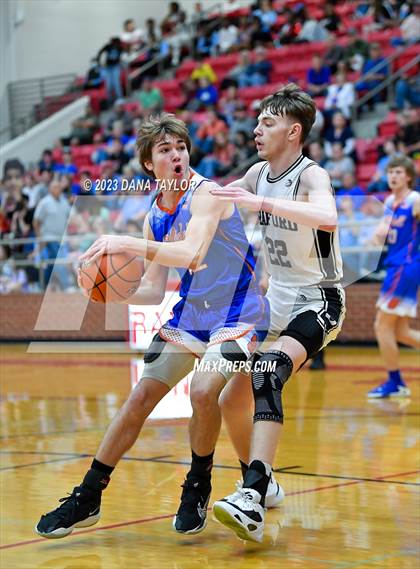 Thumbnail 1 in Graford vs. Slidell (UIL 1A Region III Quarterfinal) photogallery.