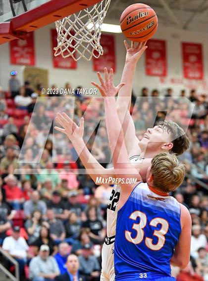 Thumbnail 2 in Graford vs. Slidell (UIL 1A Region III Quarterfinal) photogallery.