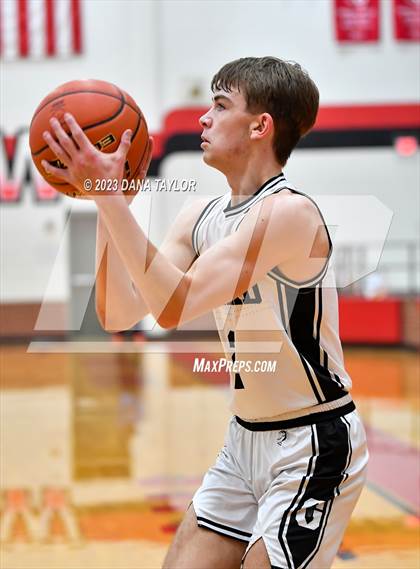 Thumbnail 1 in Graford vs. Slidell (UIL 1A Region III Quarterfinal) photogallery.