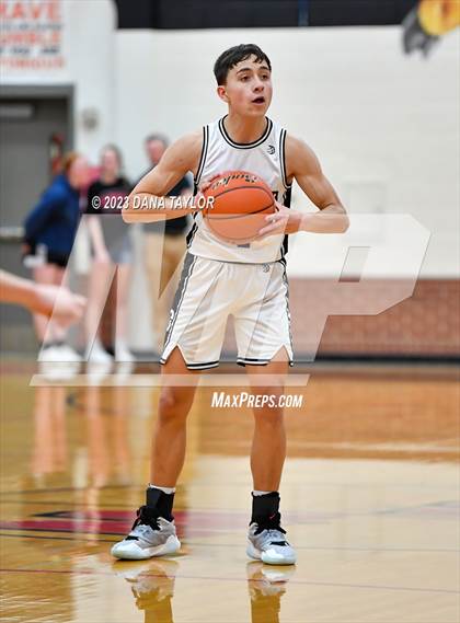 Thumbnail 1 in Graford vs. Slidell (UIL 1A Region III Quarterfinal) photogallery.