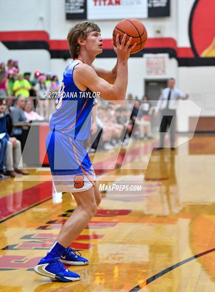 Thumbnail 2 in Graford vs. Slidell (UIL 1A Region III Quarterfinal) photogallery.