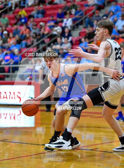 Thumbnail 2 in Graford vs. Slidell (UIL 1A Region III Quarterfinal) photogallery.
