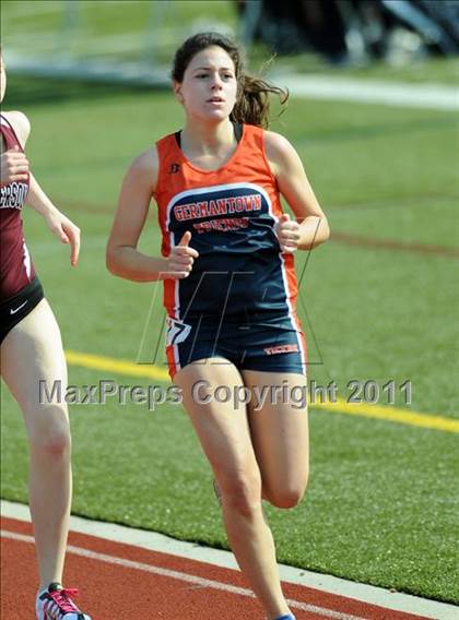 Thumbnail 1 in Warrior Invitational (Girls 1600m) photogallery.